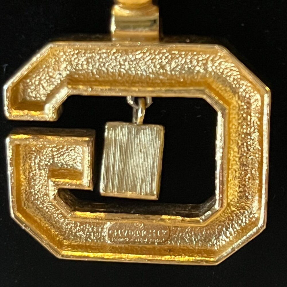 Givenchy Enamel G Vintage Necklace Gold Plated - Picture 2 of 10
